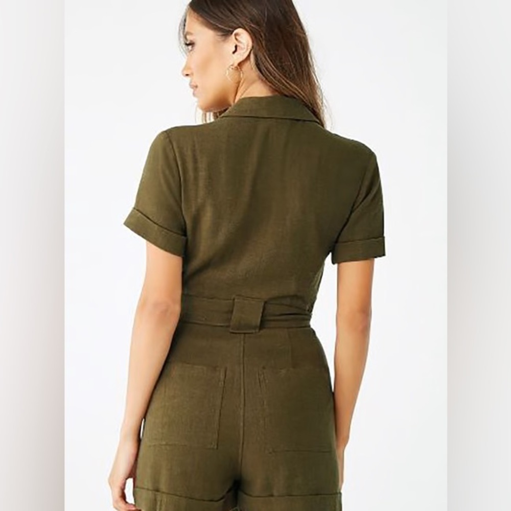 Forever 21 Olive green/Army green romper with pockets